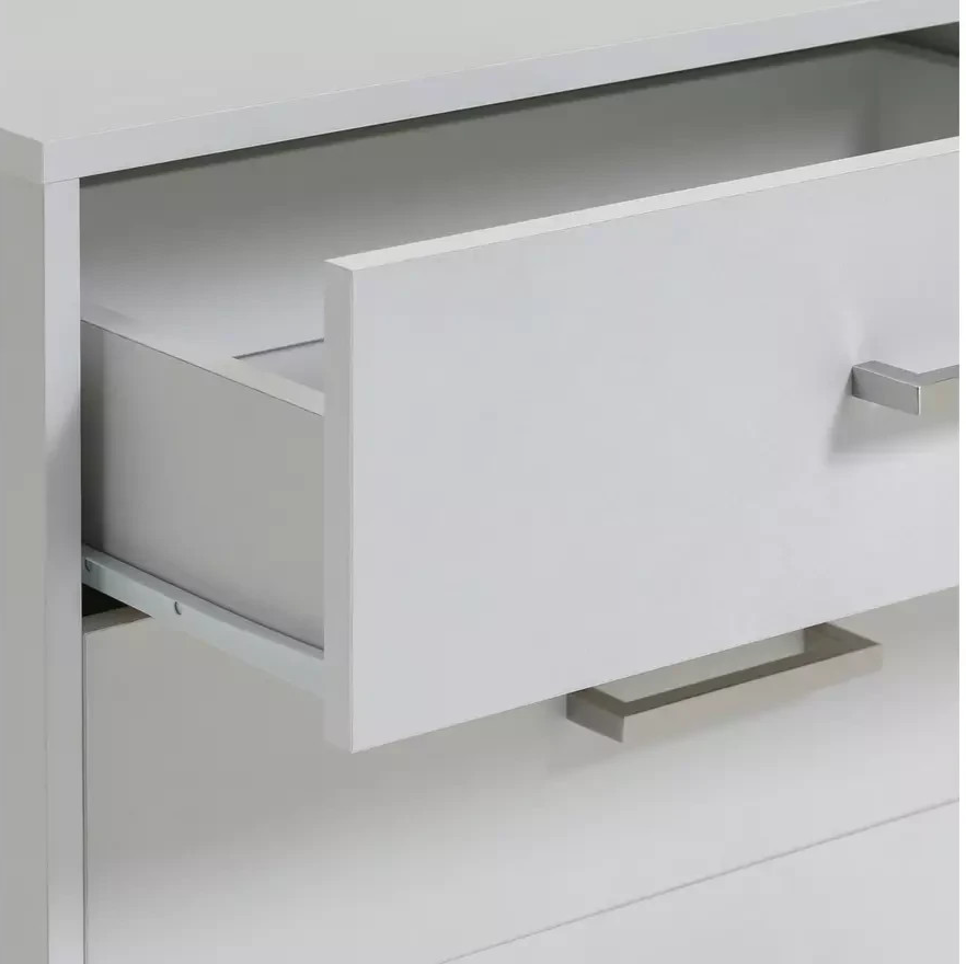 Oslo 8 Drawer Chest - White (B Grade)