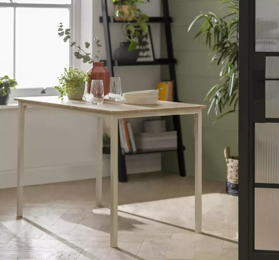 Bolitzo 4 Seater Dining Table - White