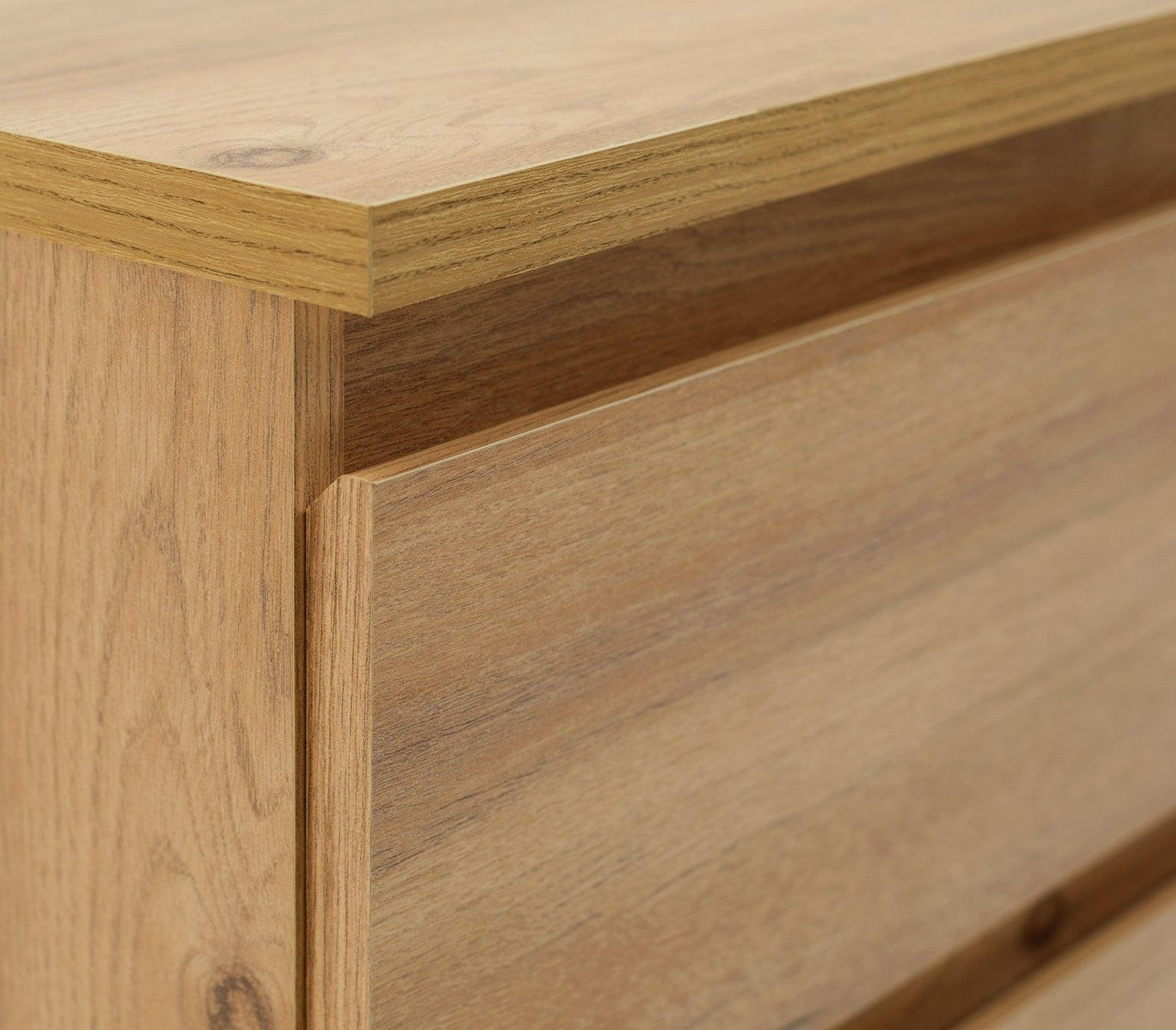 Home Jenson 5 Drawer Chest - New Oak Effect | Wooden storage chest with 5 drawer
