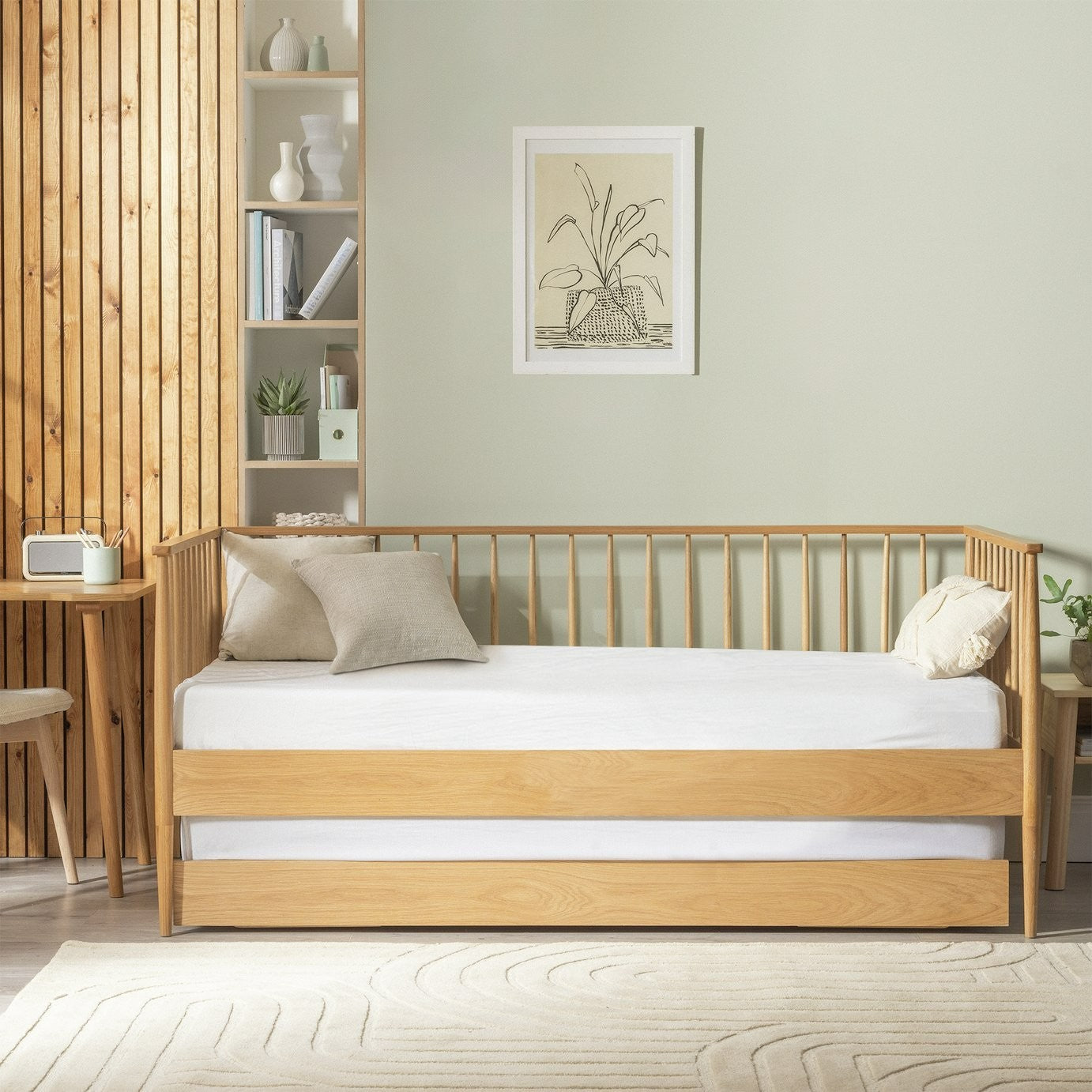 Chiltern Trundle Day Bed - Oak | Multi-functional Guest Setup