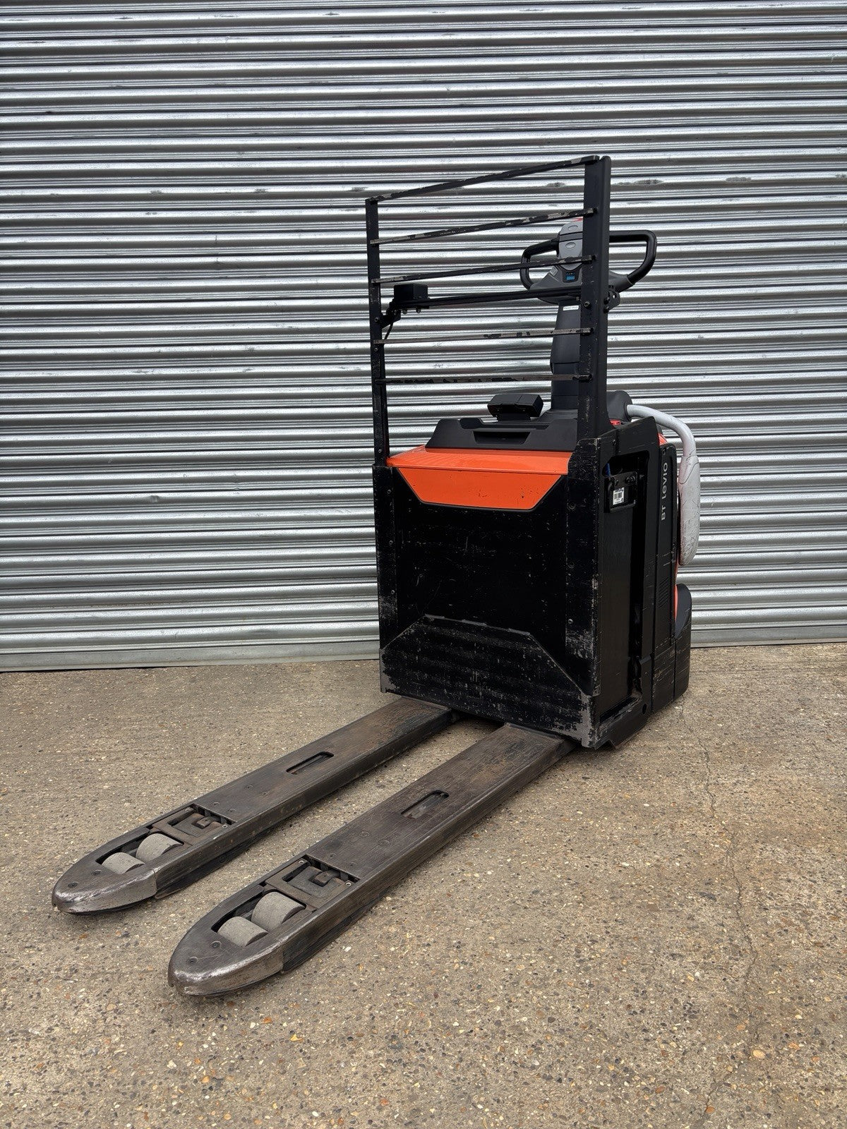 2019 TOYOTA LPE200 2000kg ELECTRIC PALLET TRUCK PEDESTRIAN FORKLIFT