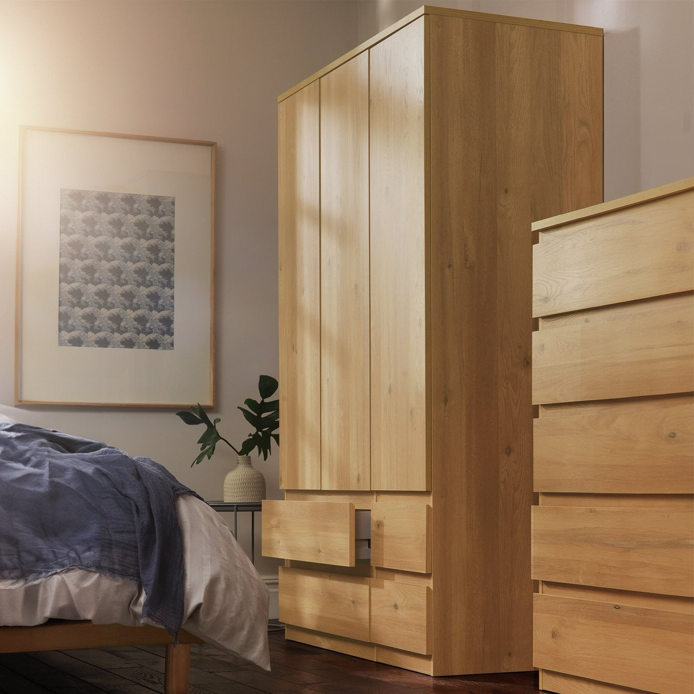Home Jenson 3 Door 4 Drawer Wardrobe - New Oak (B Grade)
