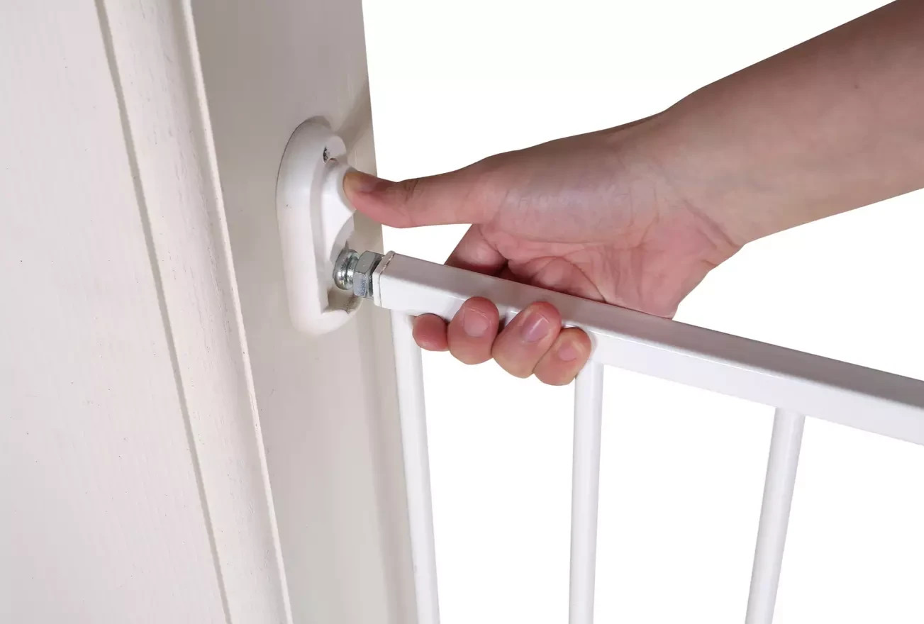 Cuggl Wall Fix Safety Gate | Child Pet Safety Stair Gate Barrier