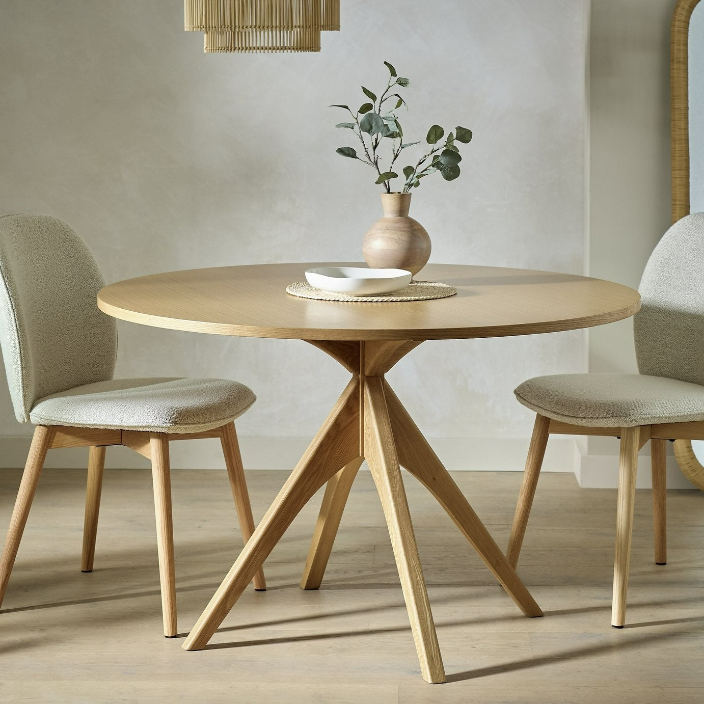 Austin Oak Veneer 4 Seater Dining Table - Natural | Stylish 4seater dining table