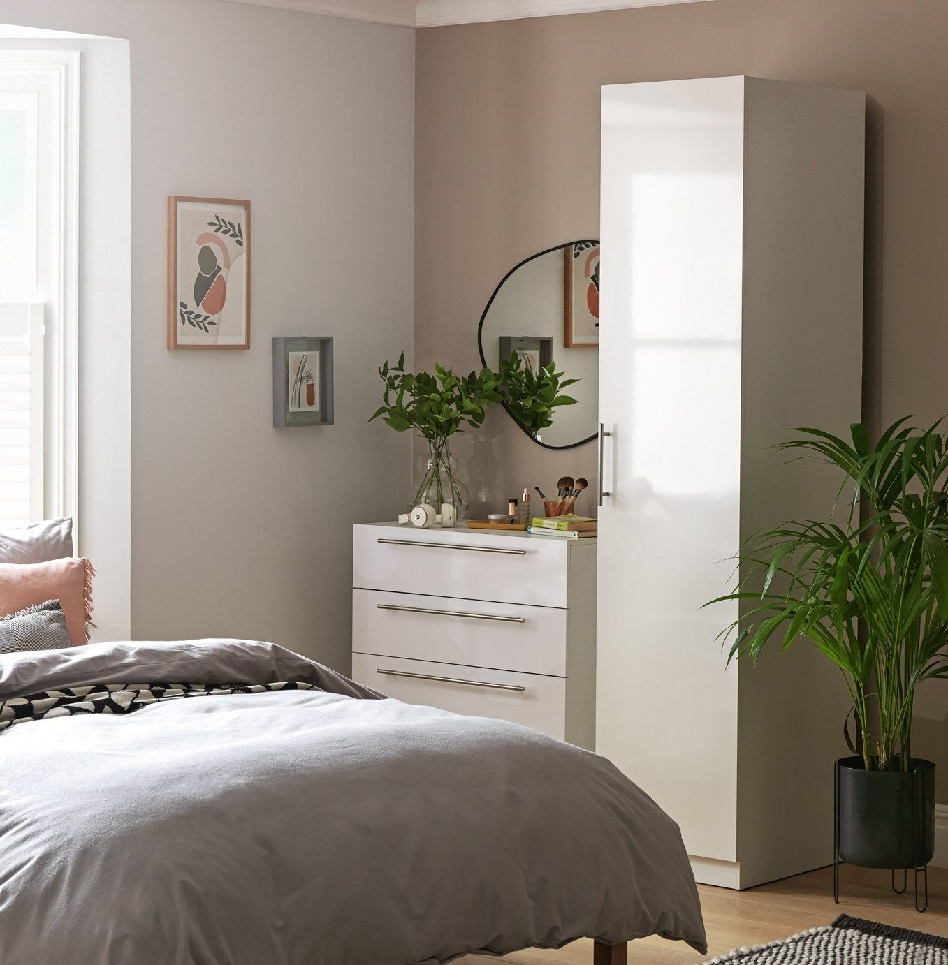Munich 1 Door Wardrobe - White | Compact Clothing Organization