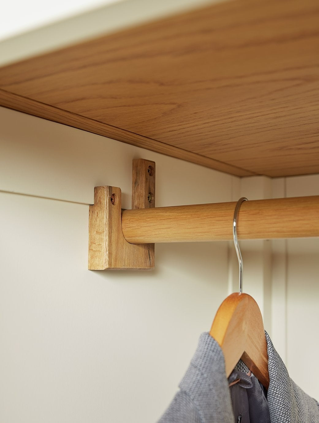 Home Kent 2 Door 1 Drawer Wardrobe - Cream and Oak | Warm Natural Aesthetic