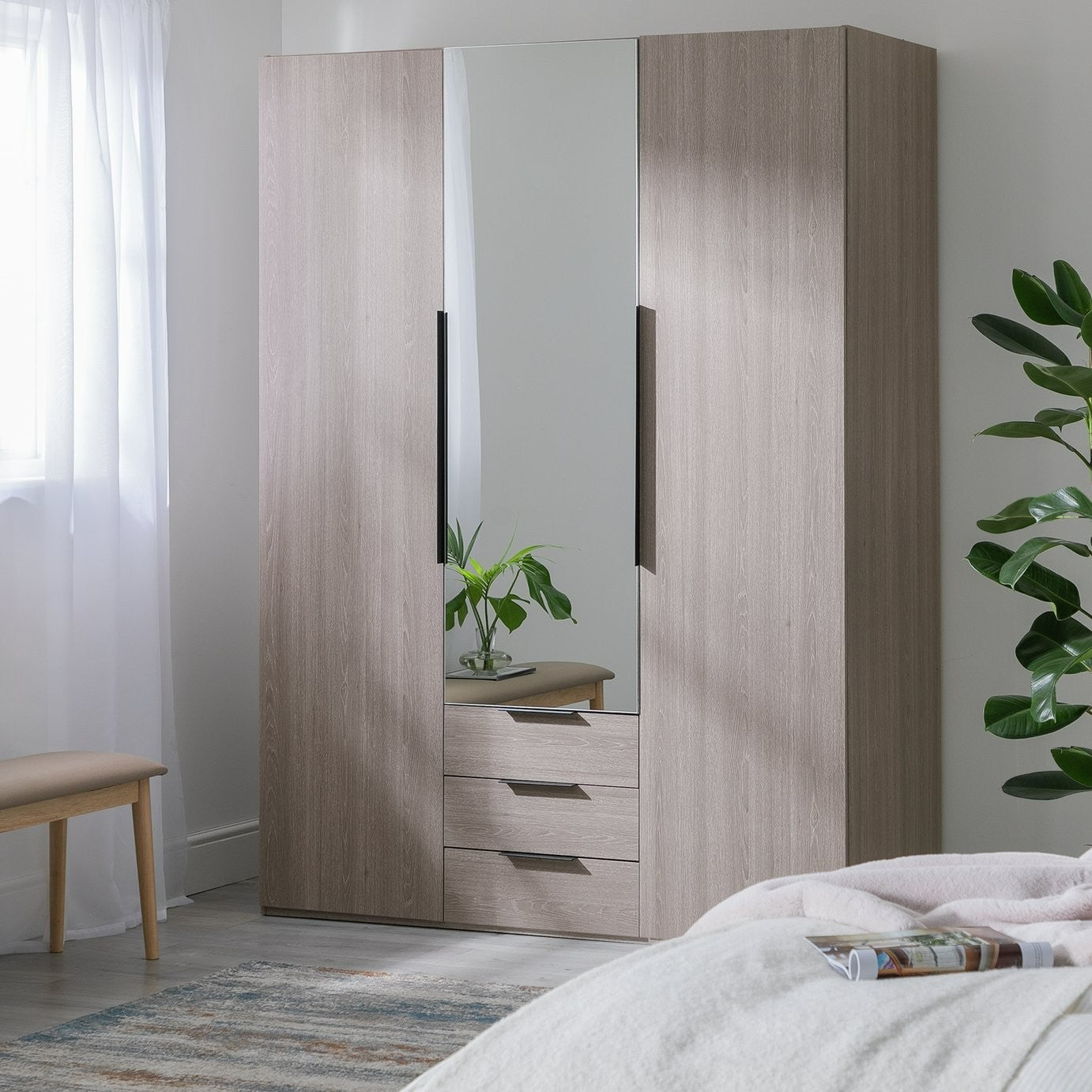 Hallingford 3 Door 3 Drawer Wardrobe - Grey (B Grade)