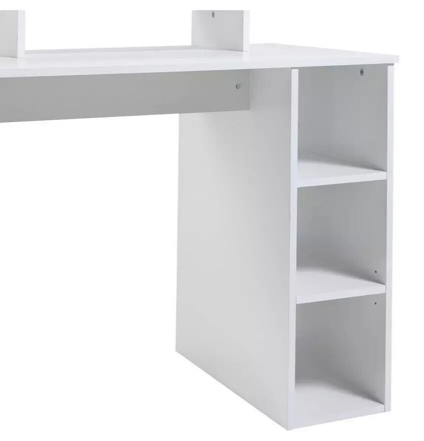 Gaming Desk - White ( B Grade 1046.)