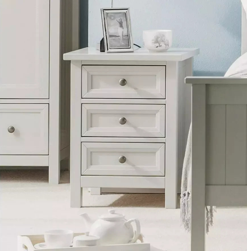 Julian Bowen Maine 3 Drawer Bedside Table Dove Grey | Bedroom Storage Nightstand