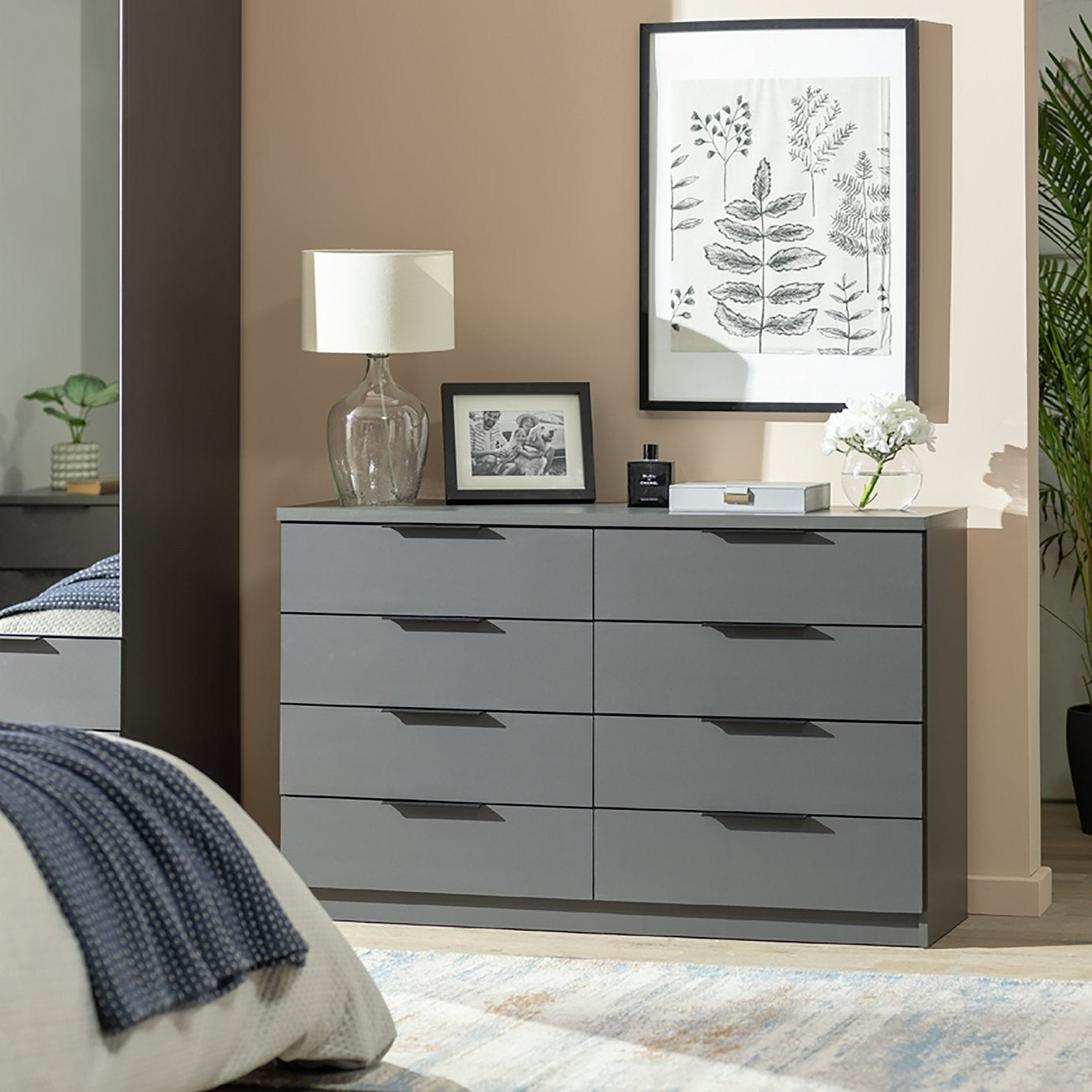Hallingford 8 Drawer Chest - Anthracite | Modern Bedroom Storage