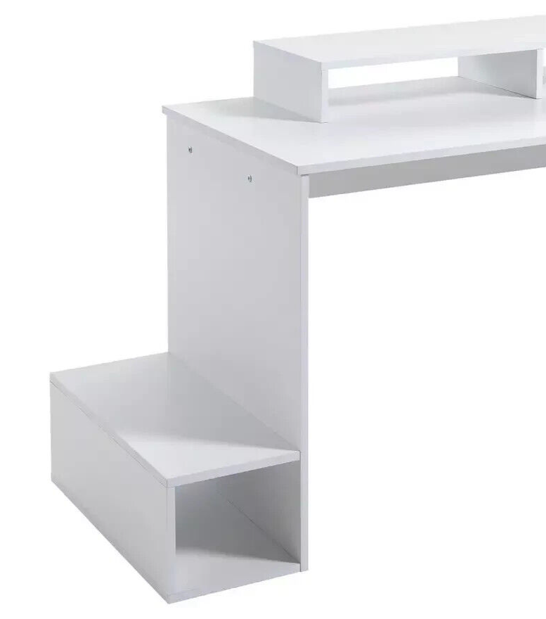 Gaming Desk - White ( B Grade 1046.)