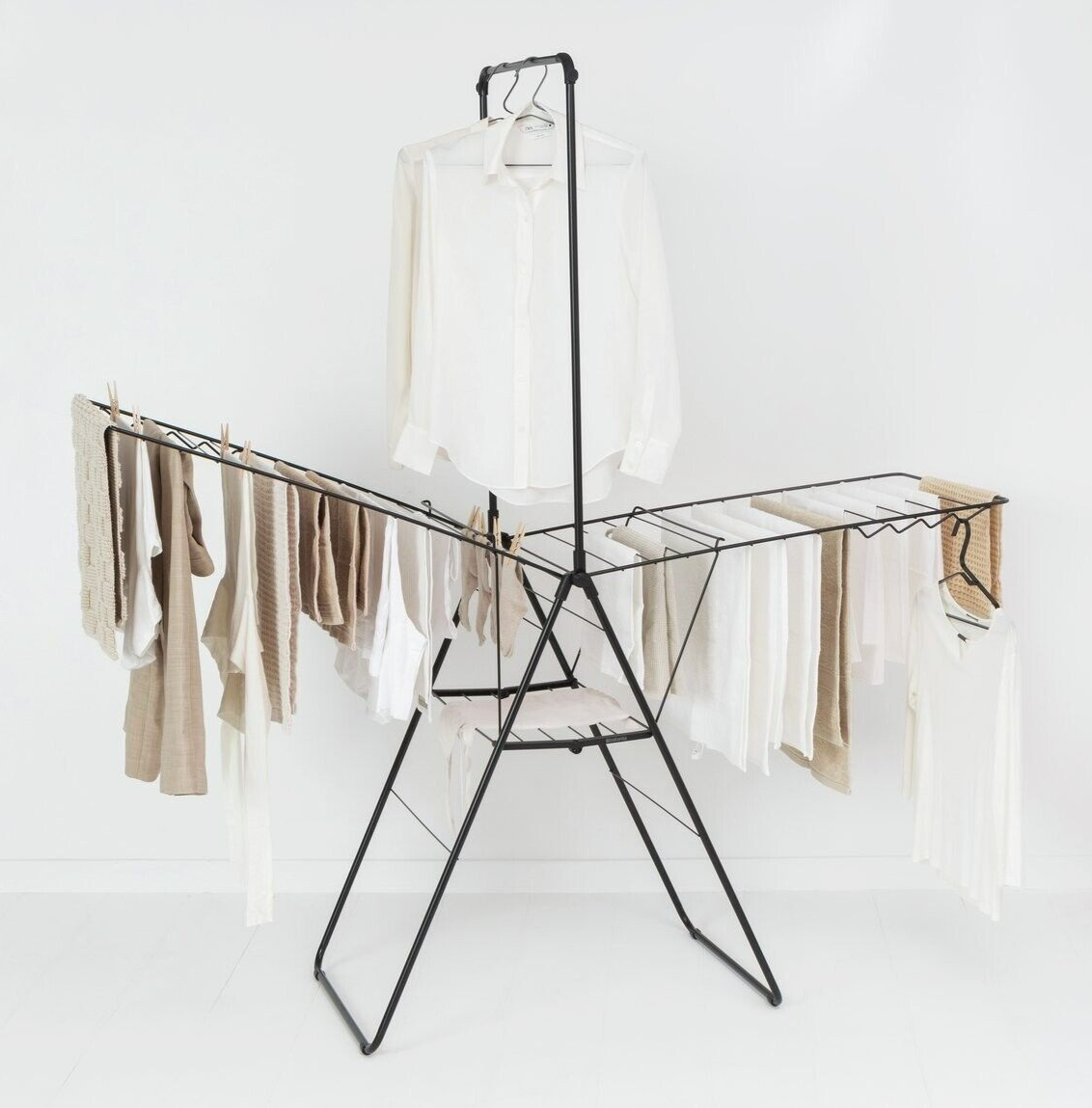 Brabantia 25m Hang On Clothes Airer with Rod - Black