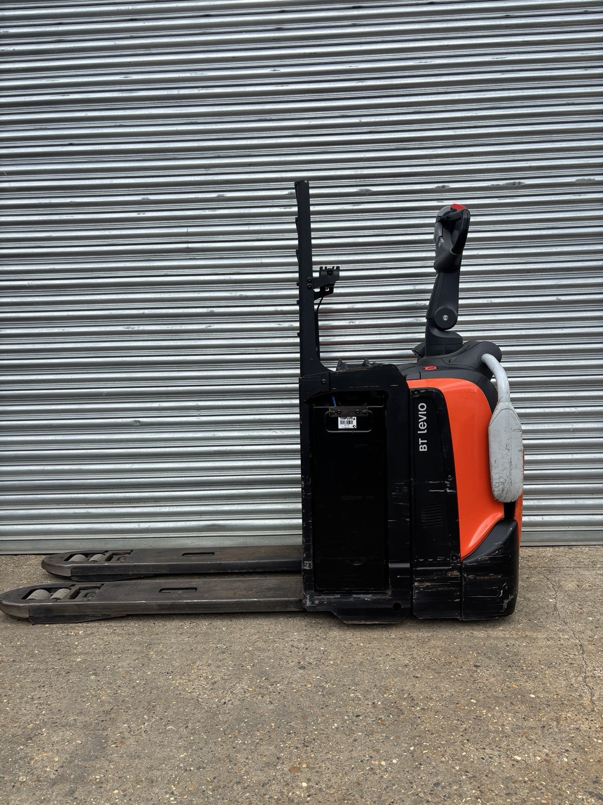 2019 TOYOTA LPE200 2000kg ELECTRIC PALLET TRUCK PEDESTRIAN FORKLIFT