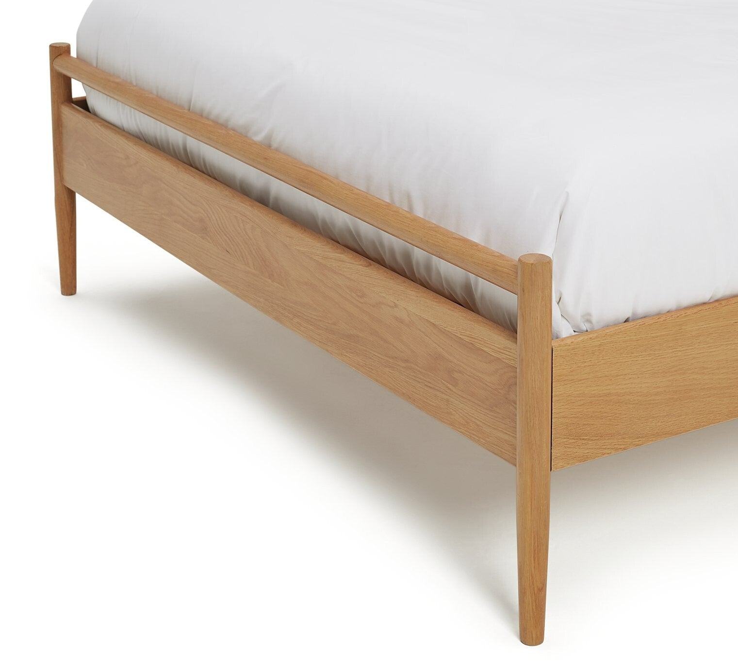Chiltern Spindle Double Wooden Bed Frame - Oak (S)