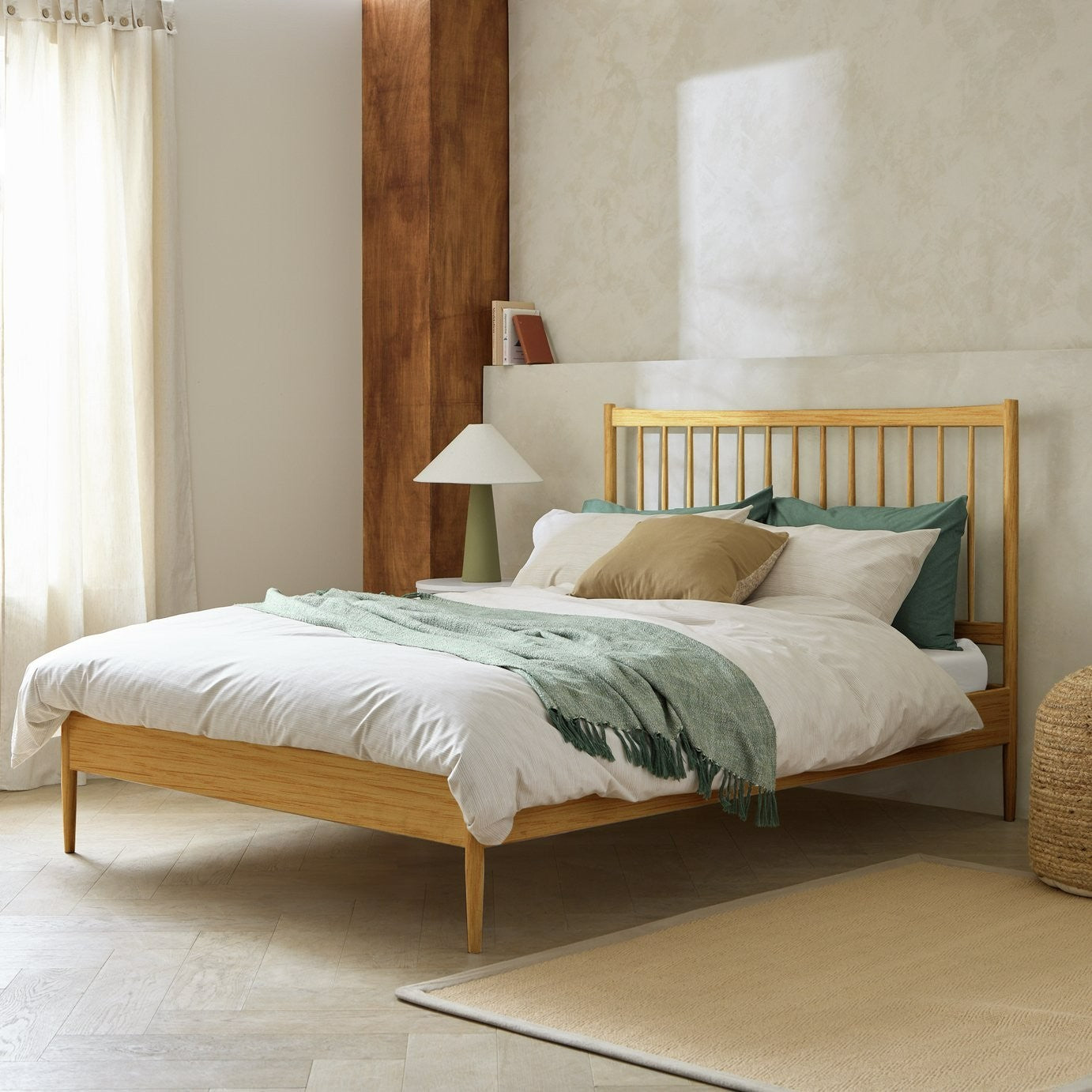 Chiltern Spindle Kingsize Wooden Bed Frame - Oak | Contemporary Interior Design