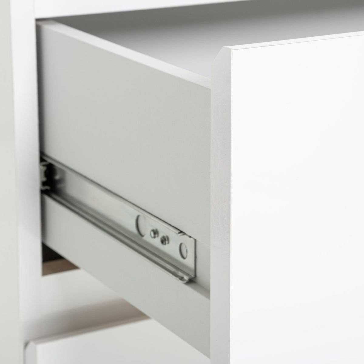 Home Jenson 5 Drawer Chest - Matte White (B GRADE 1042)