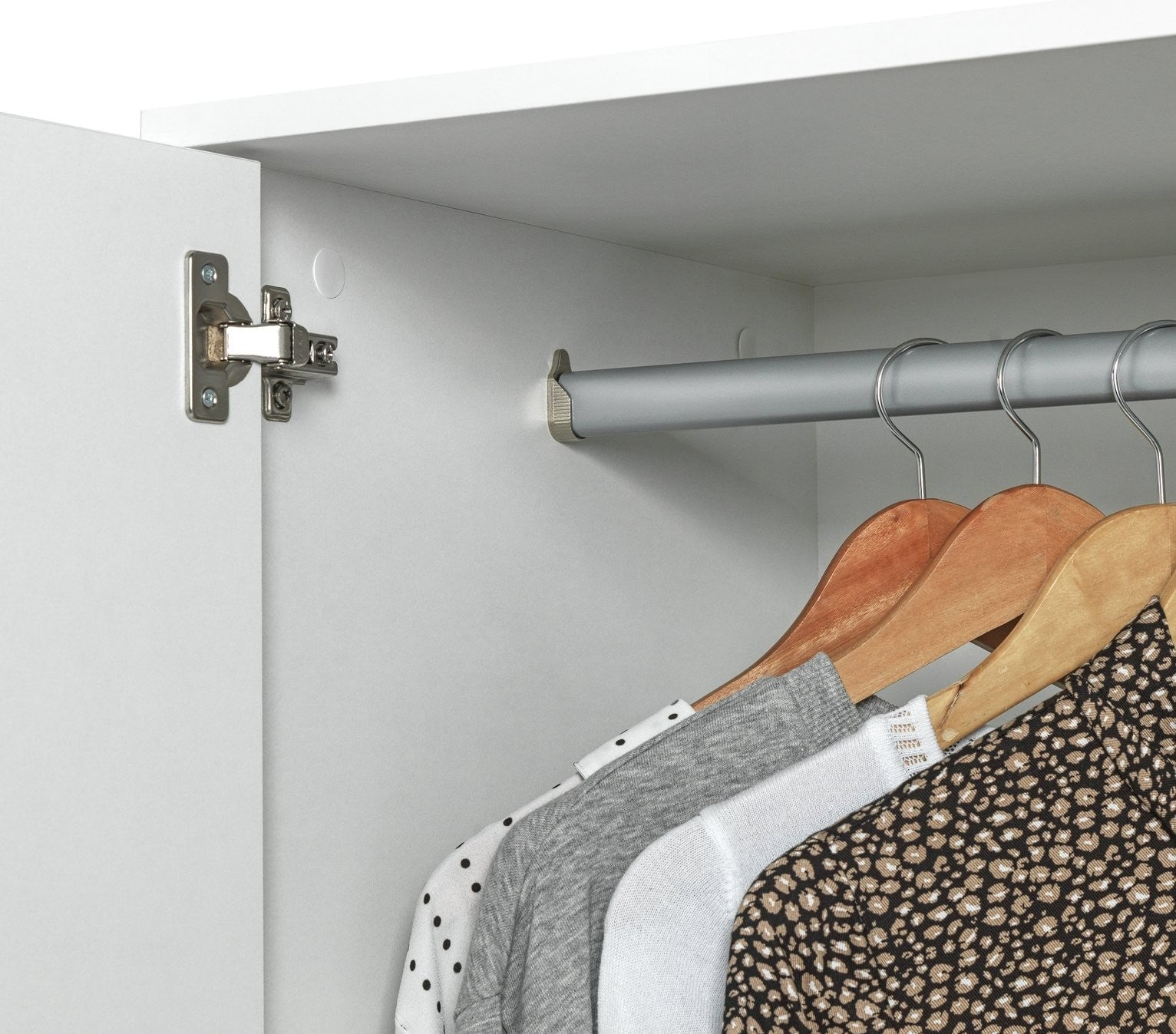 Home Oslo 3 Door Mirror Wardrobe - White (B GRADE)